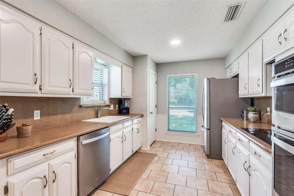 1704 Serenade Lane