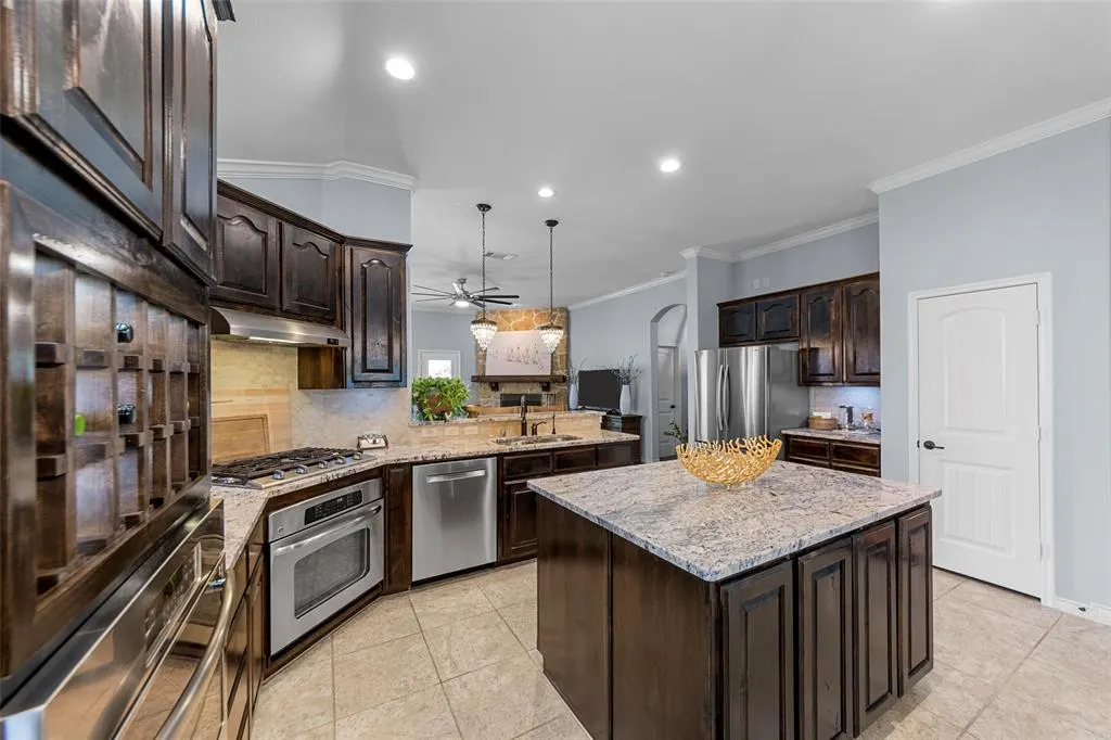 1121 Seclusion Cove Drive