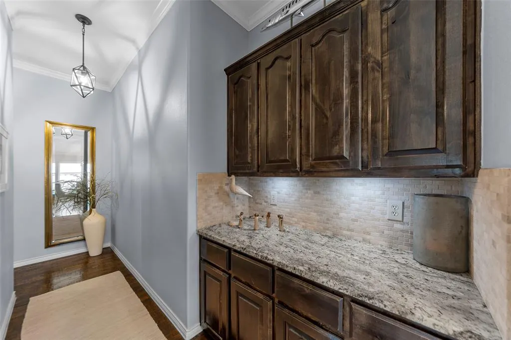 1121 Seclusion Cove Drive