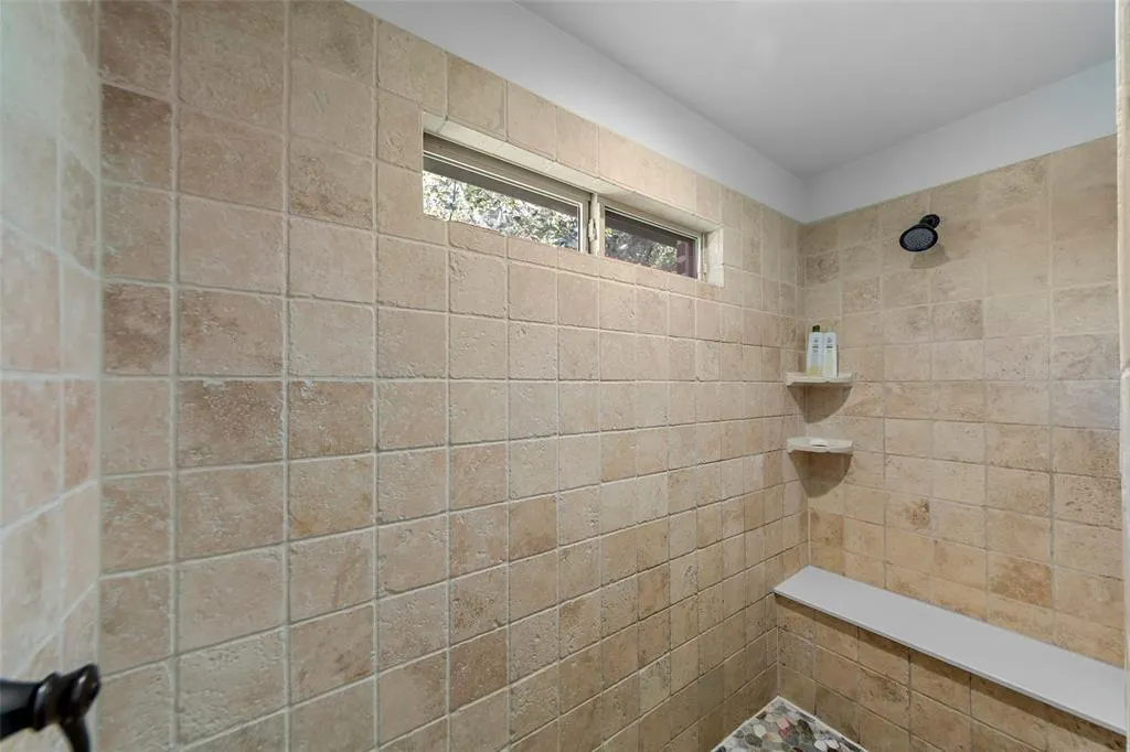 1121 Seclusion Cove Drive
