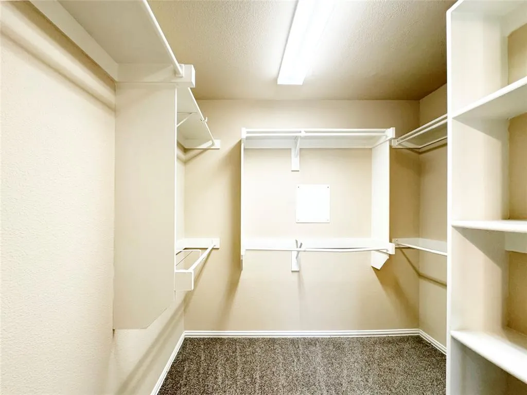 1809 Sparrow Lane