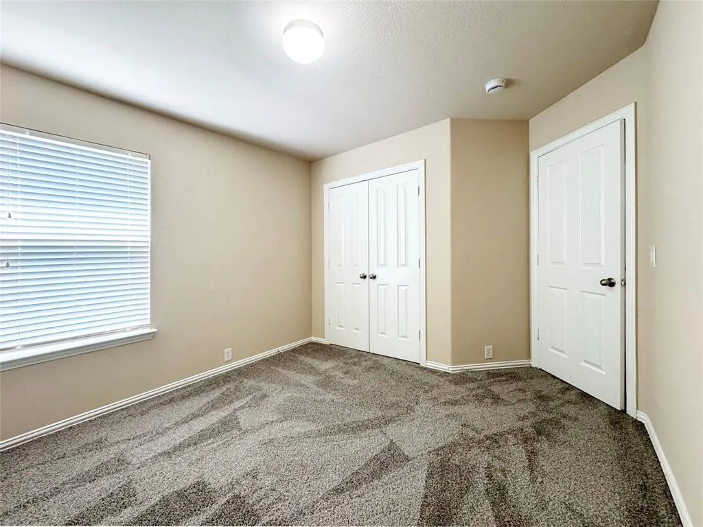 1809 Sparrow Lane