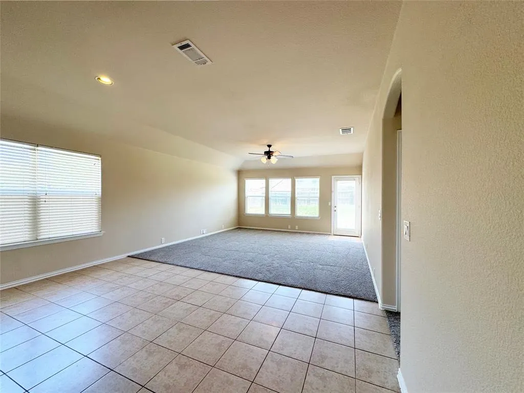 1809 Sparrow Lane
