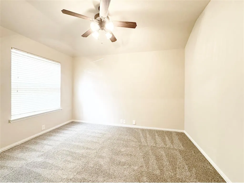 1809 Sparrow Lane