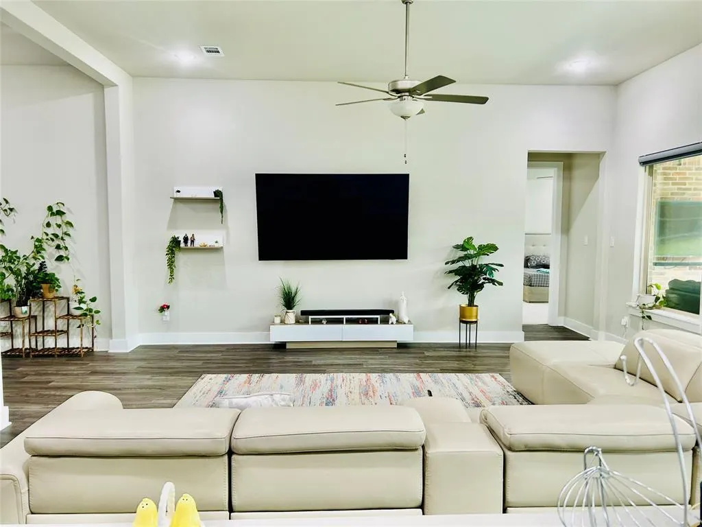 1232 Xeresa Drive