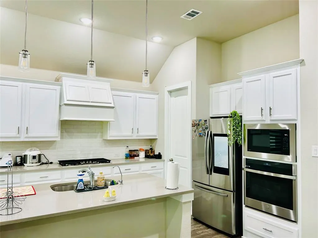 1232 Xeresa Drive