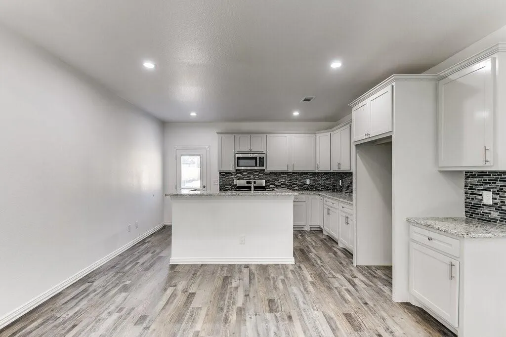 1639 Adelaide Drive