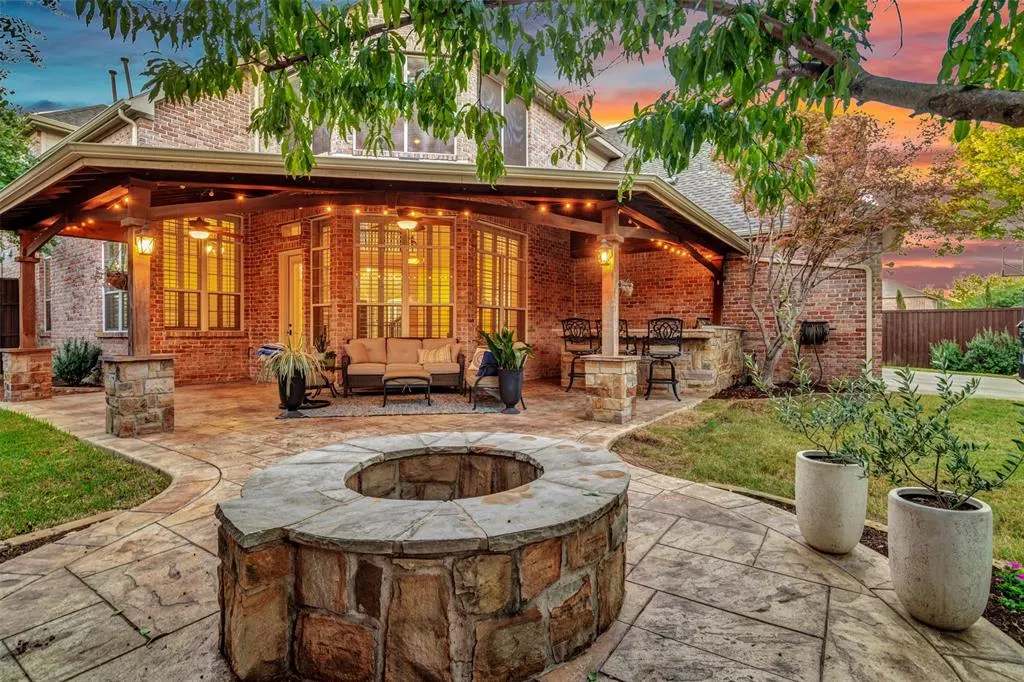 15470 Forest Haven Lane