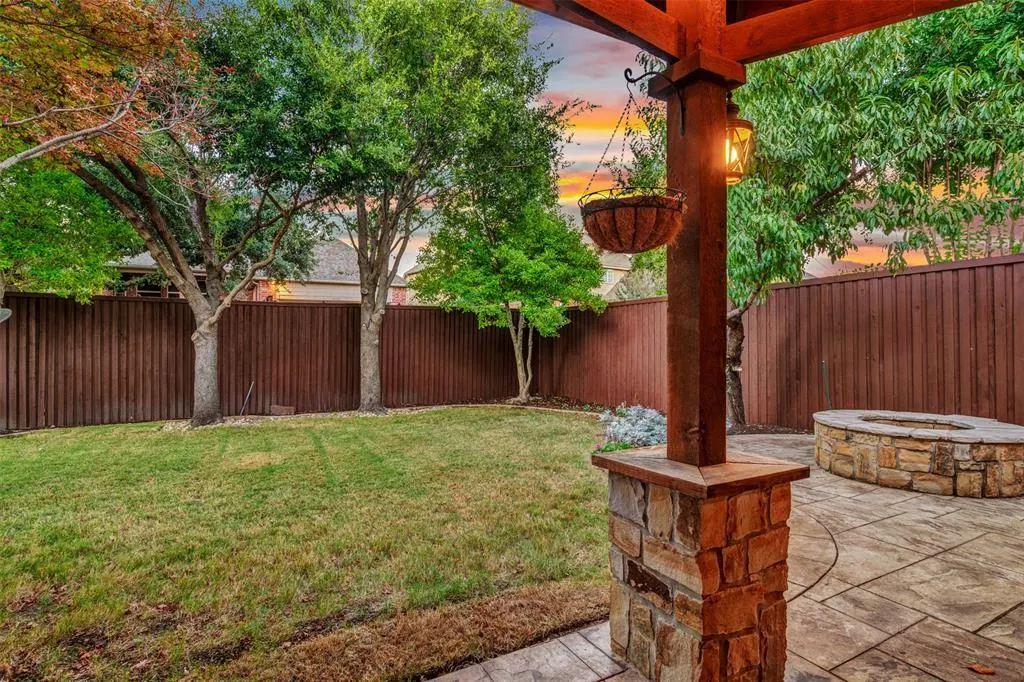 15470 Forest Haven Lane