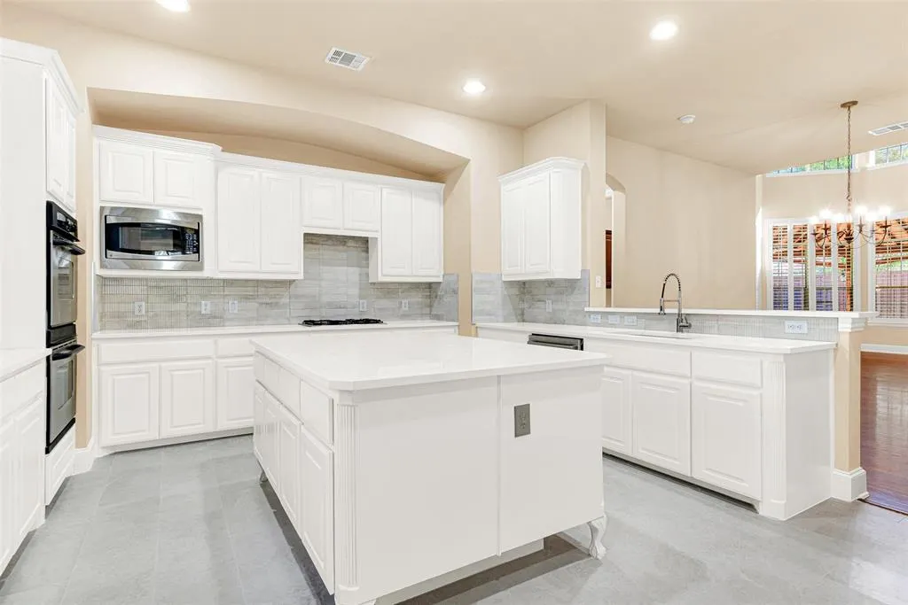 15470 Forest Haven Lane