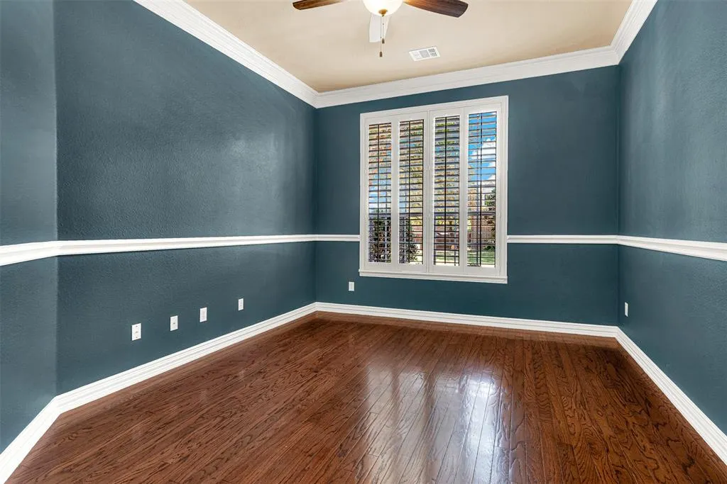 15470 Forest Haven Lane