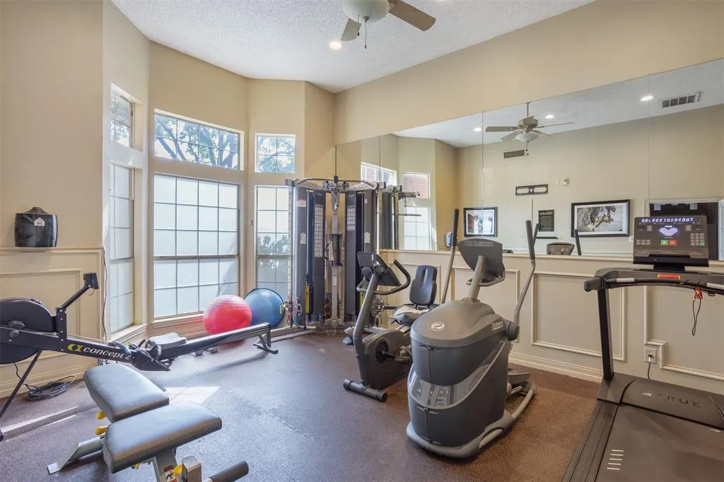 12660 Hillcrest Road, #8201