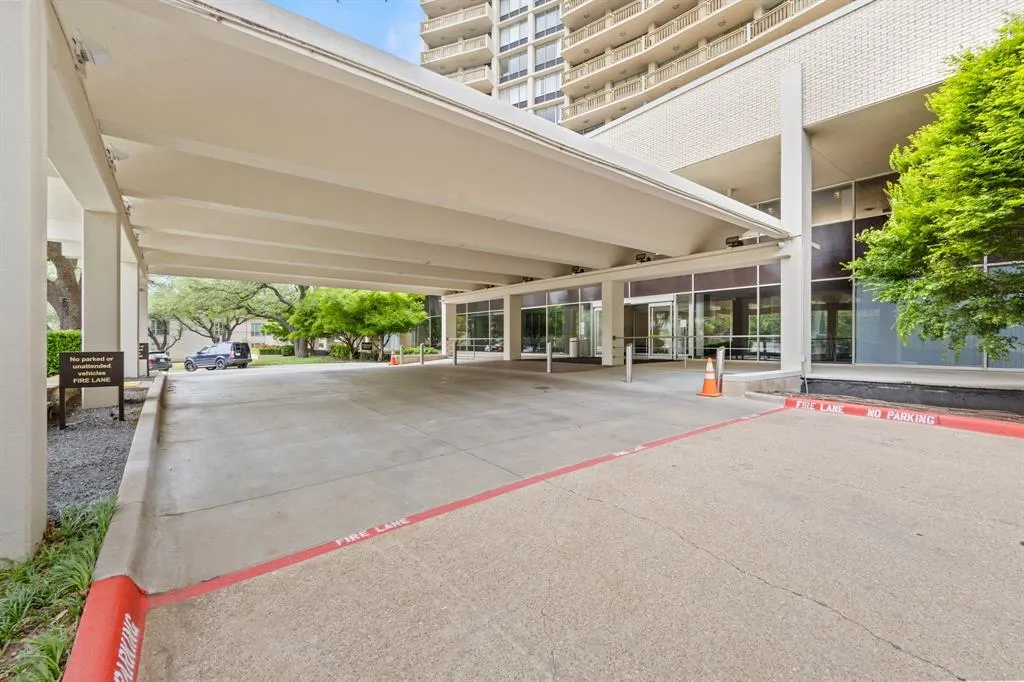 6211 W Northwest Highway, #1007