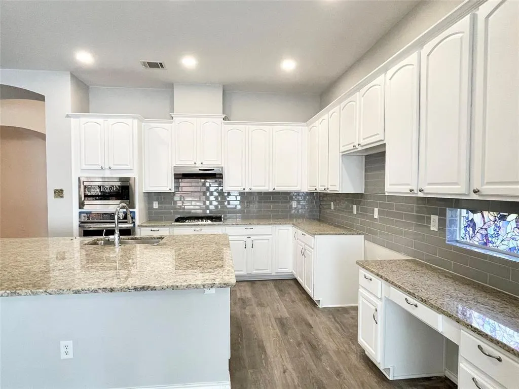 4501 Wembley Court