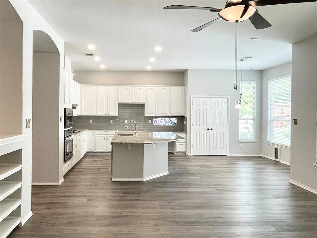 4501 Wembley Court