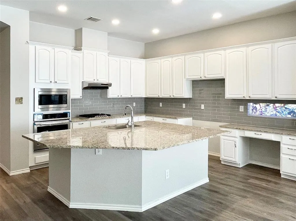 4501 Wembley Court