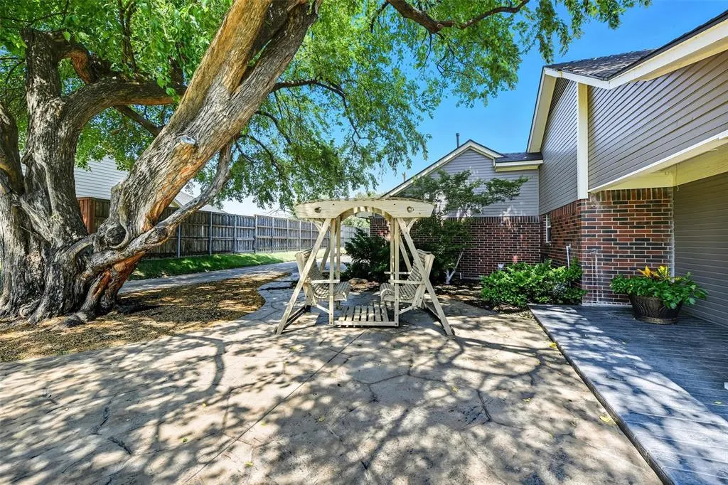 8479 Fair Oaks