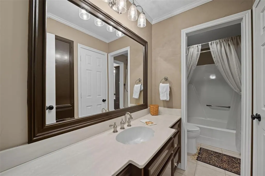 8479 Fair Oaks