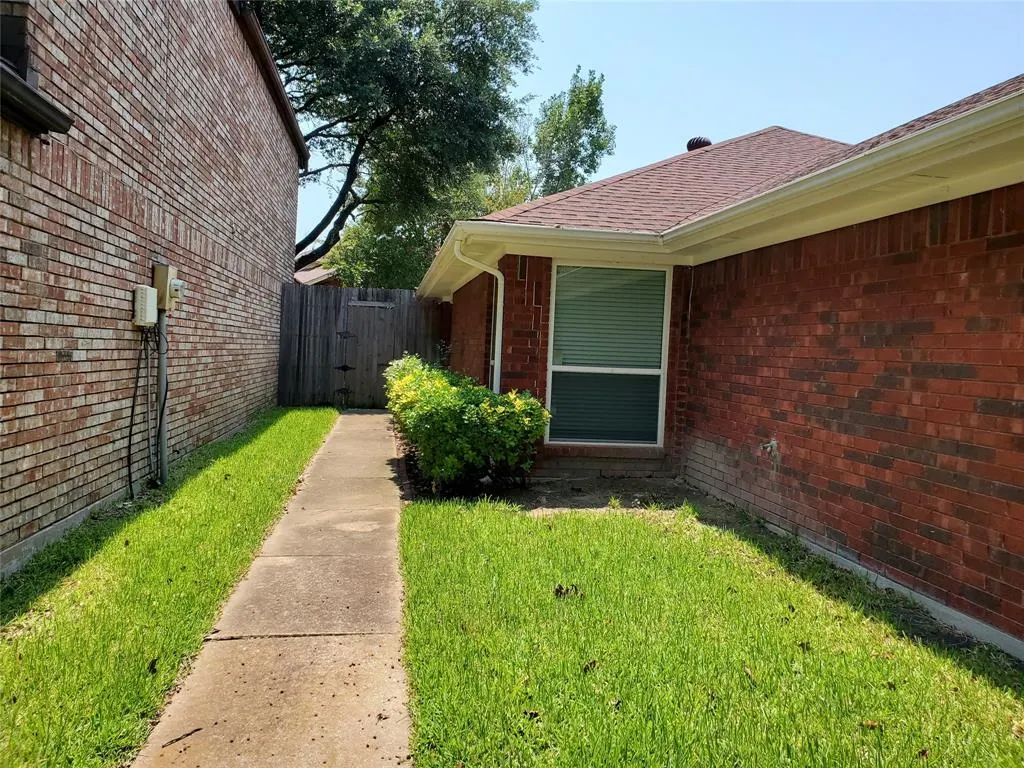 3868 Beaumont Lane