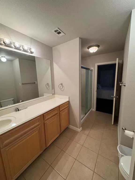 575 S Virginia Hills Drive, #105