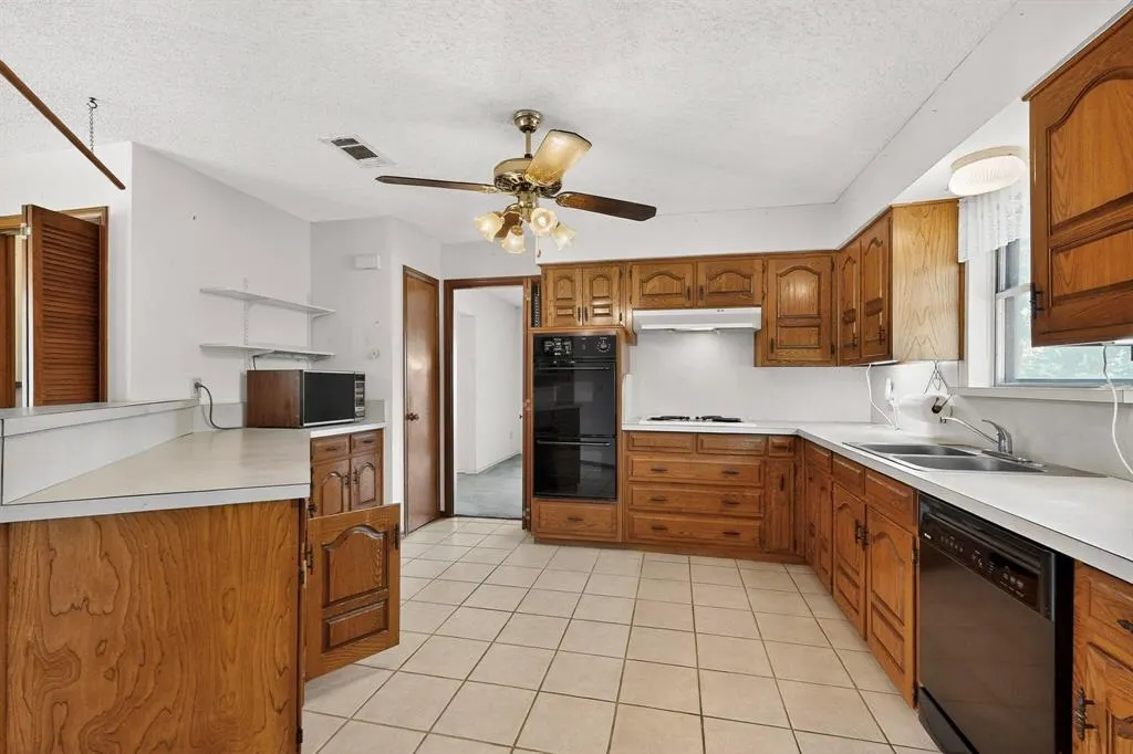 2417 Parkhaven Drive