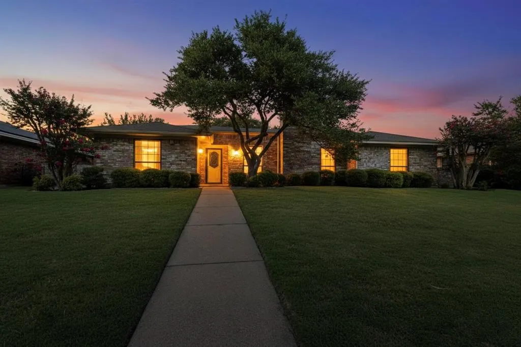 2417 Parkhaven Drive