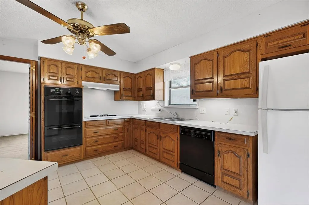 2417 Parkhaven Drive