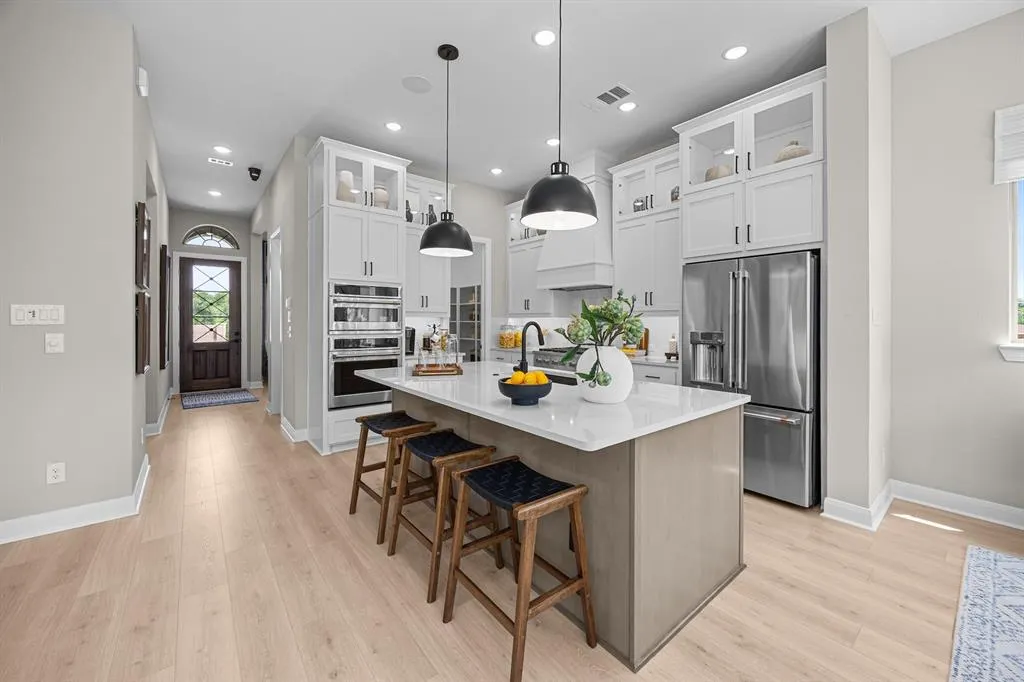 9141 Amilie Vue Lane