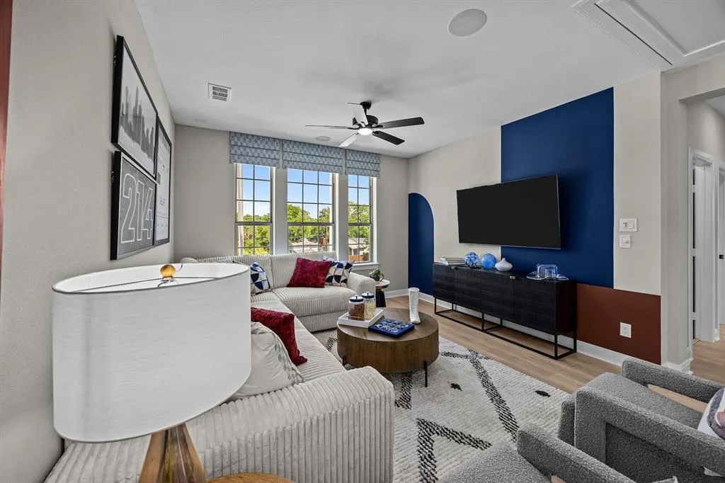 9141 Amilie Vue Lane