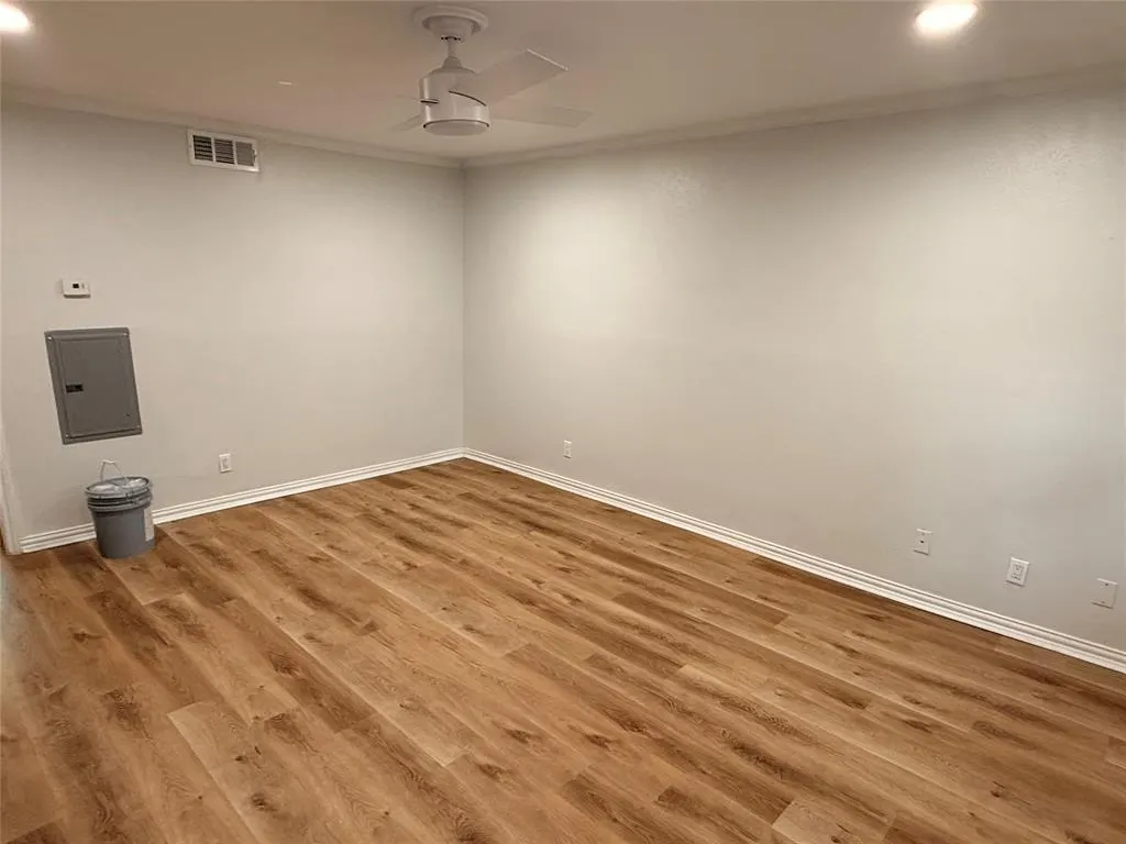 3925 Inwood Road, #1017