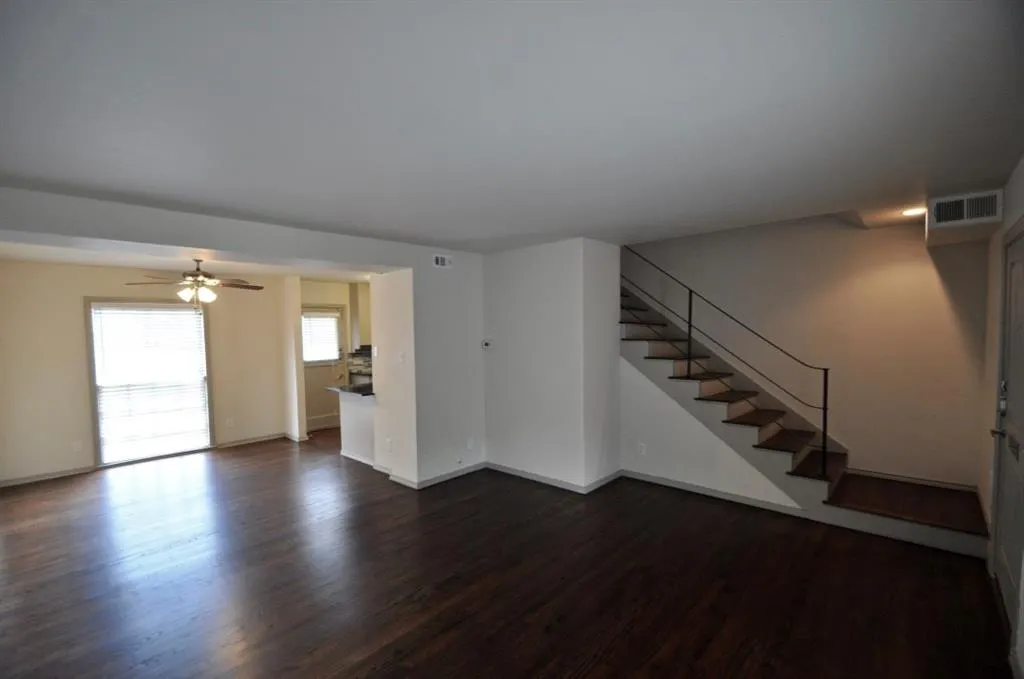 6015 Reiger Avenue, #6023