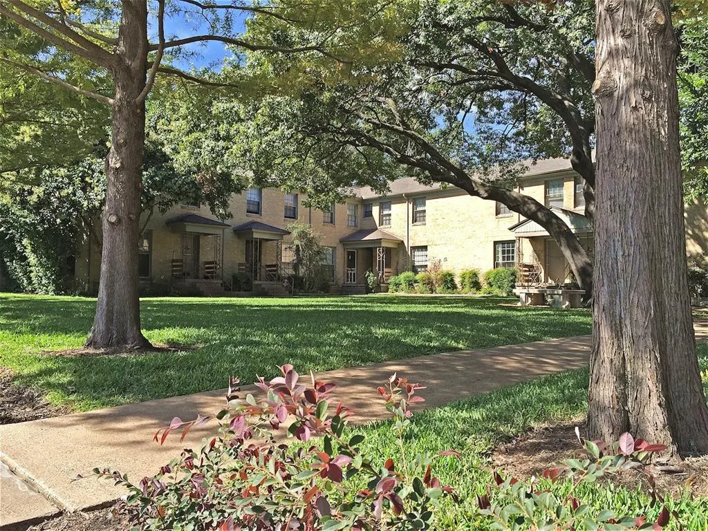 6015 Reiger Avenue, #6023