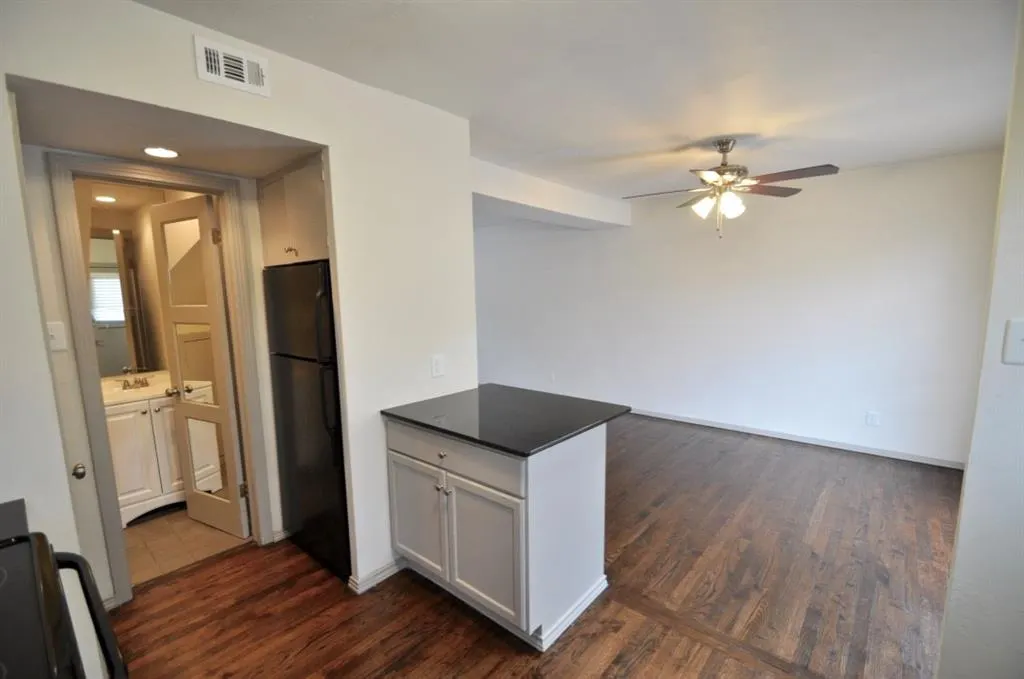 6015 Reiger Avenue, #6023
