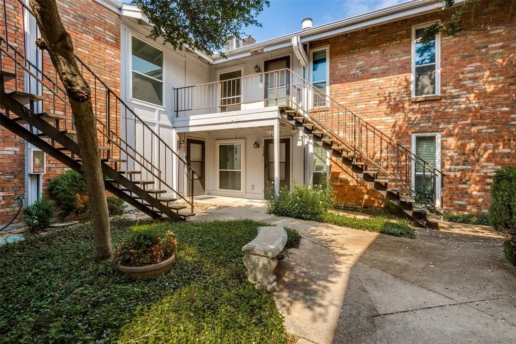 4317 Hartford Street, #112