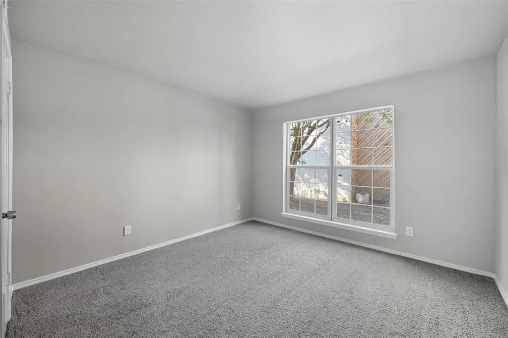 8110 Skillman Street, #1027