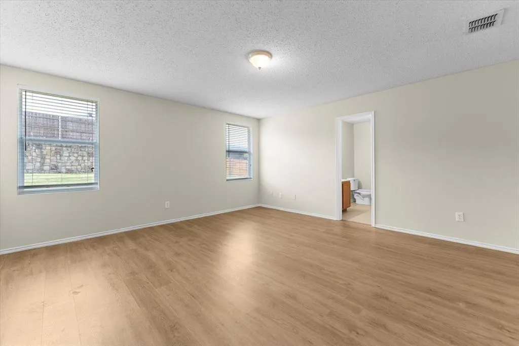 2633 Salt Maker Way
