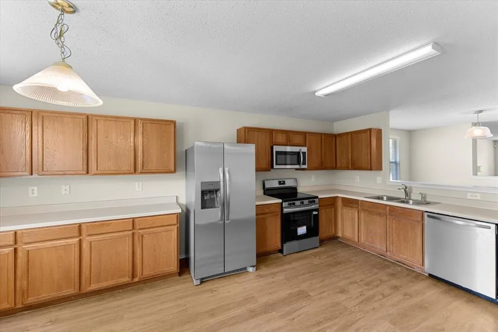 2633 Salt Maker Way