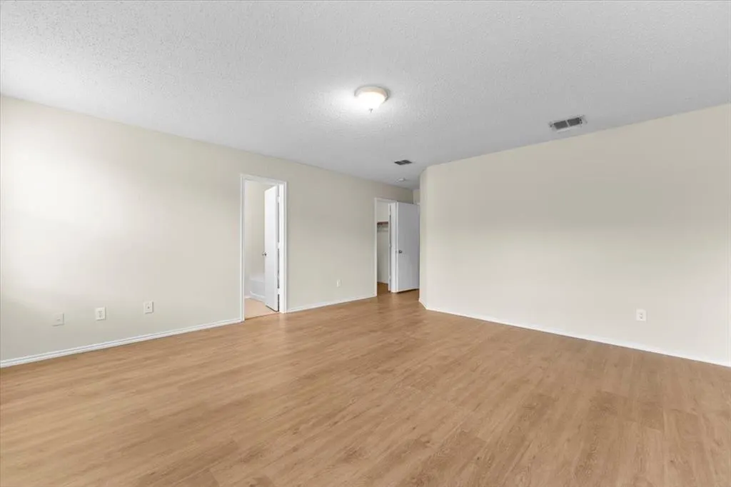 2633 Salt Maker Way