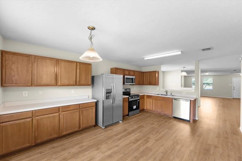 2633 Salt Maker Way