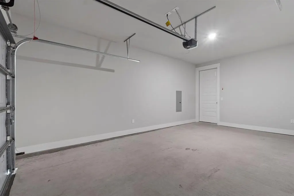 579 LLOYDS ROAD, #1003A