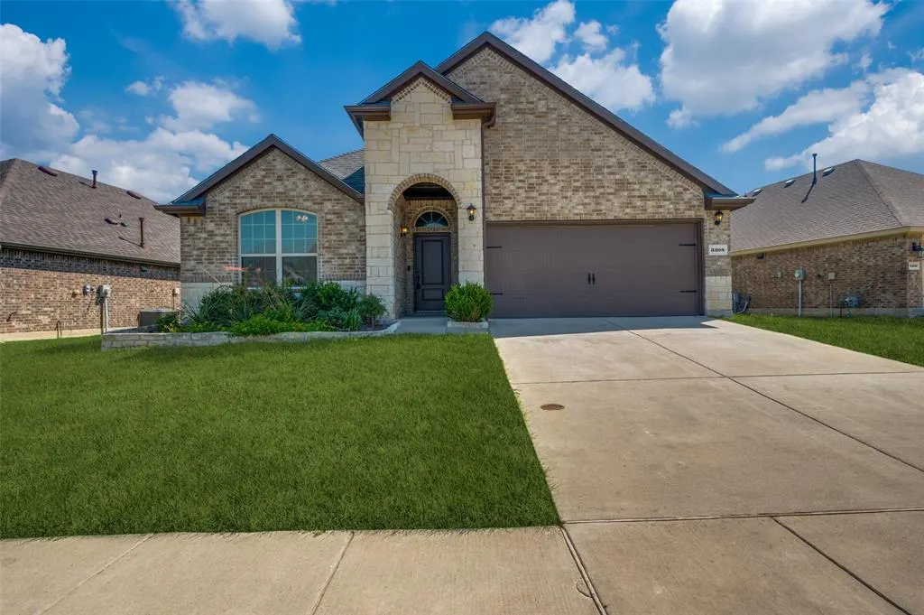 3308 Sabine Drive