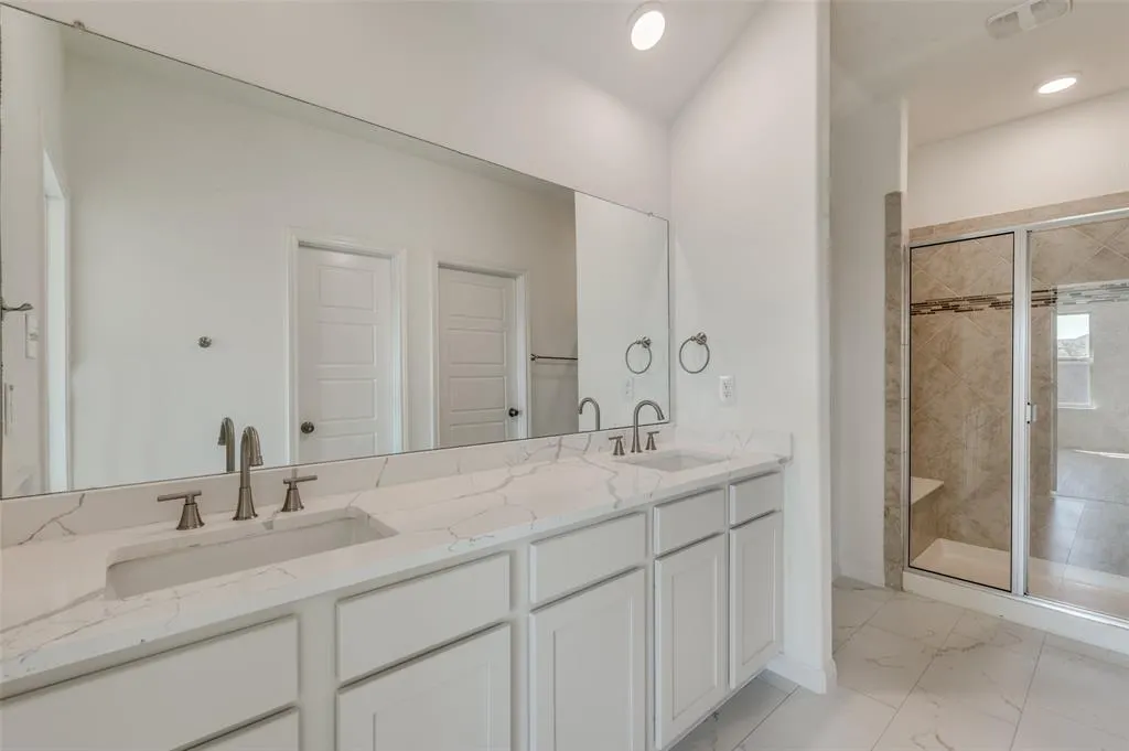 3308 Sabine Drive