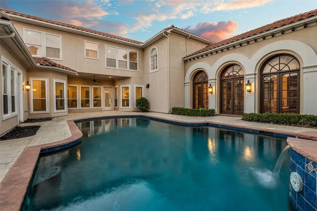 5716 Northbrook Drive