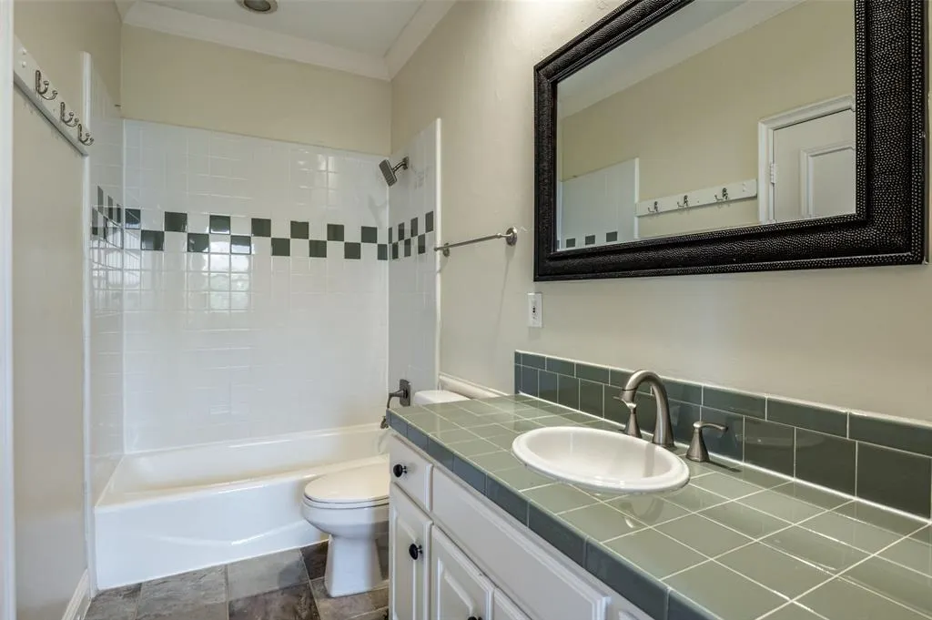 5716 Northbrook Drive