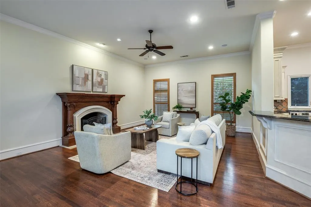 5716 Northbrook Drive