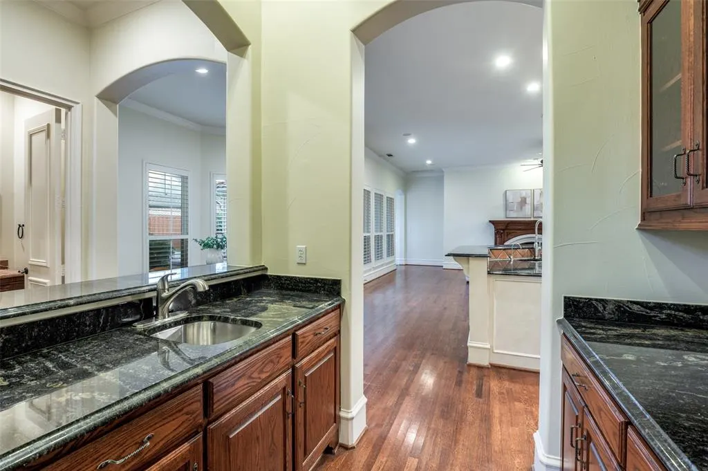 5716 Northbrook Drive