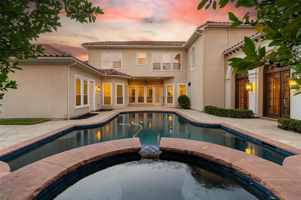 5716 Northbrook Drive