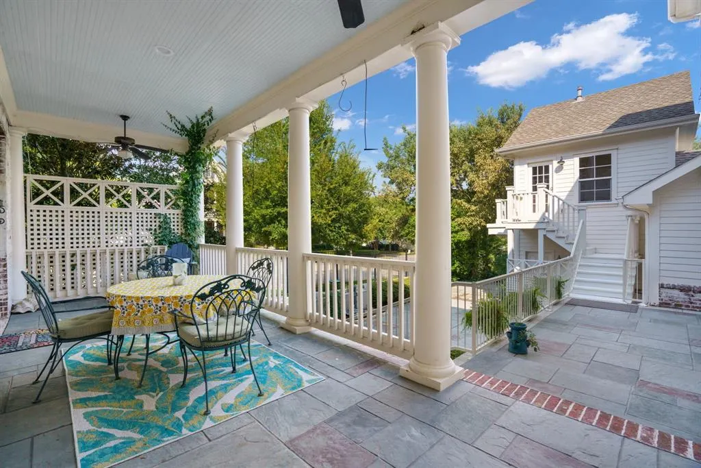 2324 Grassmere Lane