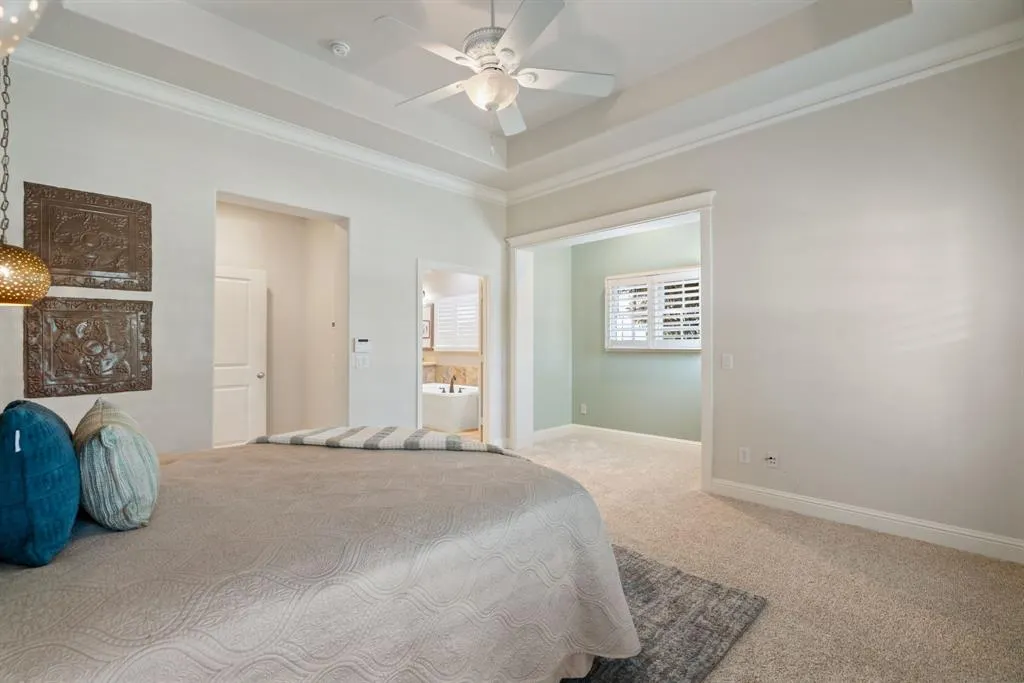 2324 Grassmere Lane