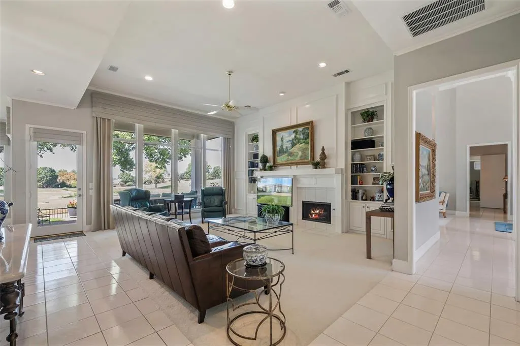 6645 Bermuda Dunes Drive
